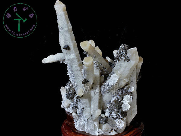 日本律雙晶+閃鋅礦，內蒙古，東烏珠穆沁旗，額仁高畢