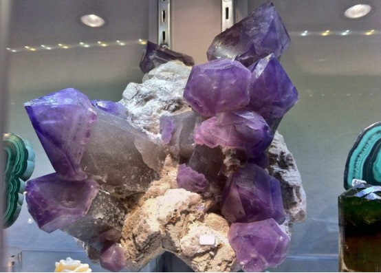 長沙市譚力礦產(chǎn)品有限公司,長沙礦產(chǎn)品銷售,工藝品銷售,鉆石飾品批發(fā) 長沙市譚力礦產(chǎn)品有限公司,長沙礦產(chǎn)品銷售,工藝品銷售,鉆石飾品批發(fā)