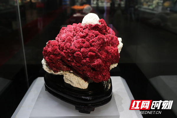 譚力礦晶-礦物標(biāo)本,礦物晶體,地質(zhì)標(biāo)本,寶石標(biāo)本,礦晶 